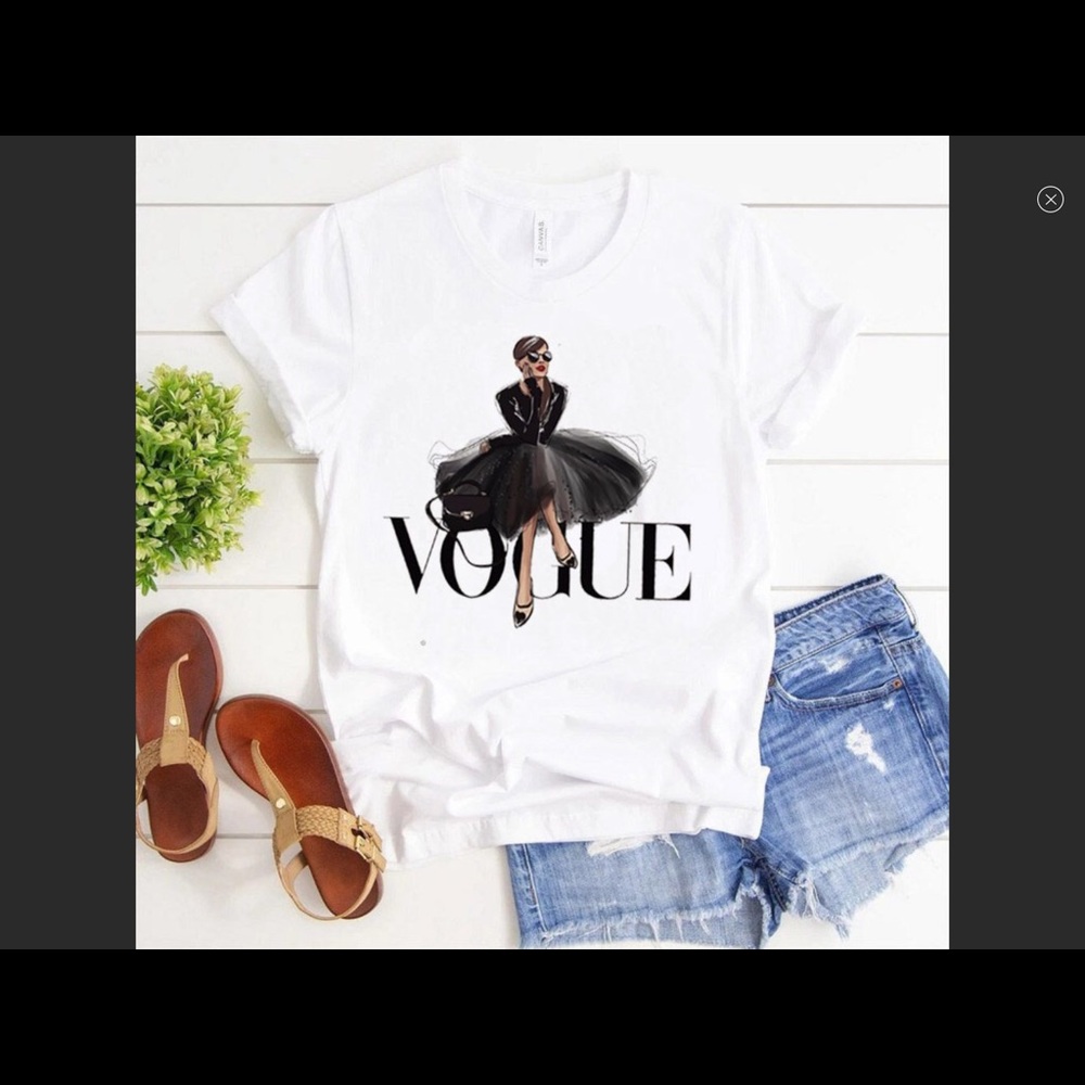White Vintage Inspired Vogue Graphic T-Shirt NWT - Picture 1 of 9